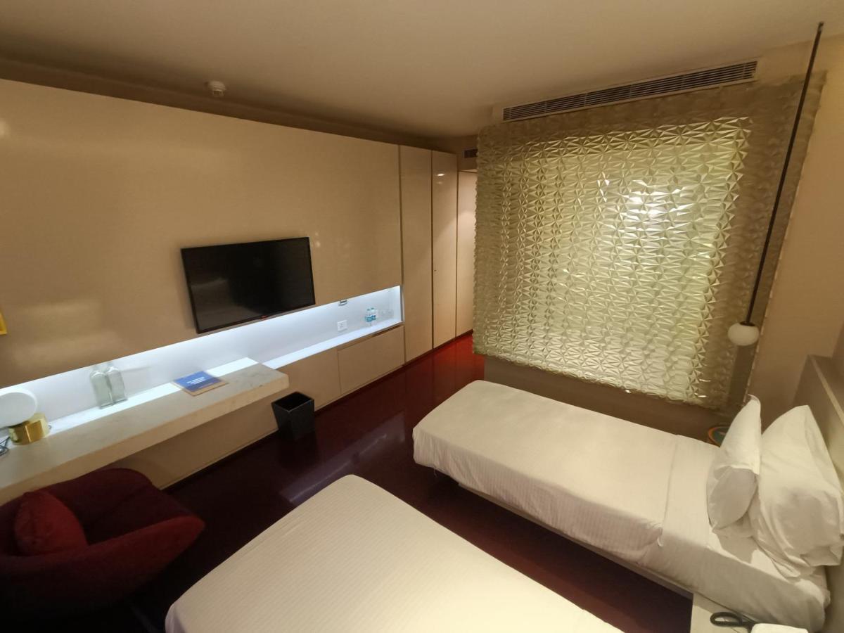 Boulevard By Design Hotel Chennai Exterior foto